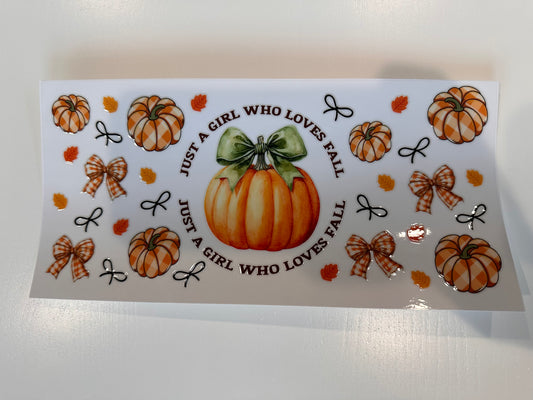 Just a Girl Who Loves Fall